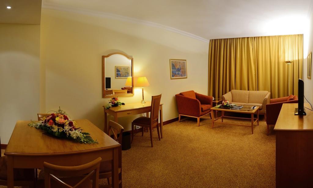 Swiss-Belhotel Charjah Extérieur photo